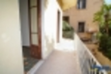 Foto Appartamento in Via Ughetti, Catania di 160 m² con 6 locali in vendita