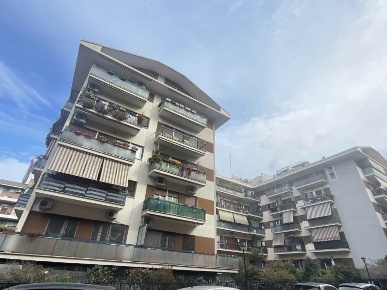Foto Appartamento in VIA ARNALDO CERVERSATO  21, Roma Casal Bruciato