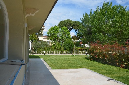 Foto Appartamento a Viareggio Centro di 130 m² con 6 locali in vendita