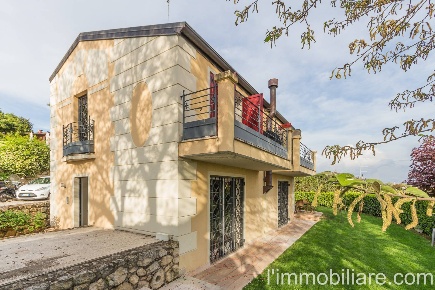 Foto Villa in Salita Monte Grappa, Verona in vendita
