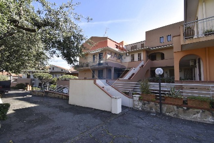 Foto Appartamento in Via Provinciale per Riposto, Acireale di 80 m²