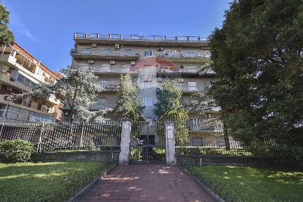 Foto Appartamento in Viale Andrea Doria, Catania Cibali di 140 m²