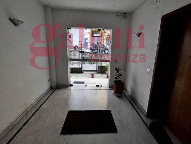 Foto Appartamento in Via Cosenza via Cavalcanti 9, Cosenza Centro di 95 m²