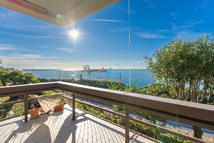 Foto Appartamento in Corso Giuseppe Mazzini, Sanremo La Brezza - Tre Ponti