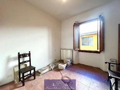 Foto Appartamento in Via Alfredo Oriani, Firenze di 50 m² con 2 locali