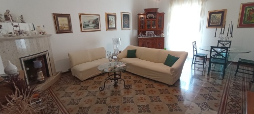 Foto Appartamento a Ragusa di 125 m² con 5 locali in vendita