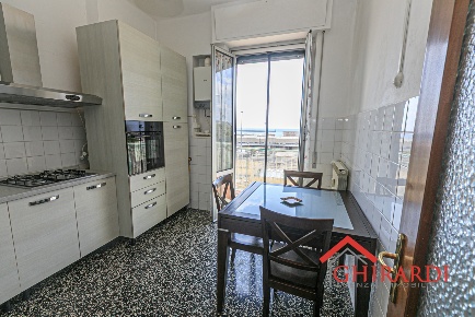 Foto Appartamento in Via alla Chiesa di Pra' 33, Genova Pra' di 76 m²