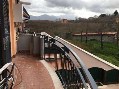 Foto Appartamento a Avellino di 120 m² con 4 locali in vendita