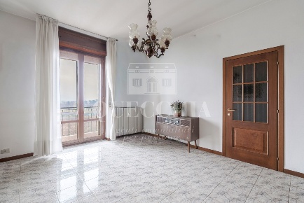 Foto Appartamento in Via Berardo Maggi, Brescia di 95 m² con 3 locali