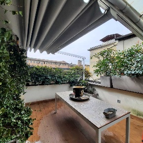 Foto Appartamento a Piacenza Centro Storico di 163 m² con 8 locali