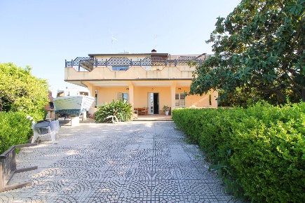 Foto Villa in Viale Garrone, Siracusa in vendita
