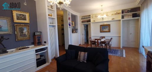 Foto Appartamento in Via Carlo Del Balzo 59, Avellino di 236 m² in vendita