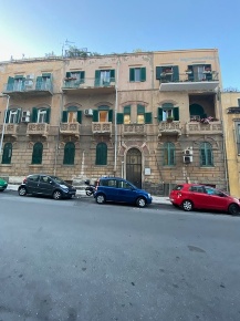 Foto Appartamento in Via Canova 8, Messina di 130 m² con 5 locali