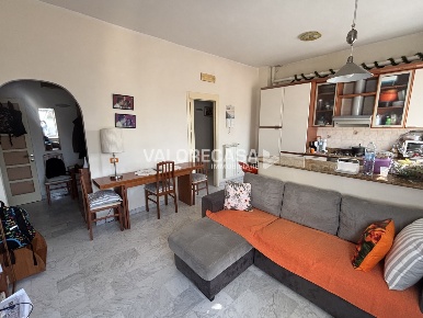 Foto Appartamento a Massa Centro di 110 m² con 4 locali in vendita