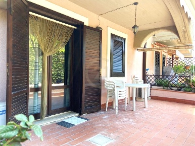 Foto Appartamento in Via Capomulini 14, Acireale di 60 m² con 2 locali