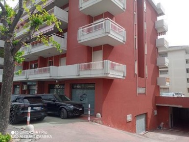 Foto Magazzino in VIA MARTIRI VI OTTOBRE, Lanciano Centro di 39 m²