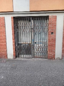 Foto Magazzino in Via Pietro Tacca 1, Carrara Centro di 602 m² con 3 locali
