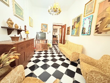 Foto Appartamento a La Spezia Centro Storico di 100 m² con 5 locali