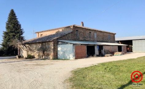 Foto Rustico in SP42 433, Ravenna di 616 m² con 4 locali in vendita