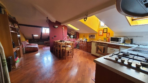 Foto Mansarde in Via Napoli 148, La Spezia Umbertino - 2 Giugno di 60 m²