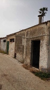 Foto Magazzino a Siracusa Isola di 340 m² con 340 locali in vendita