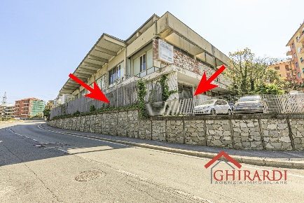 Foto Magazzino in Via Borzoli 54, Genova Borzoli di 400 m² con 1 locali