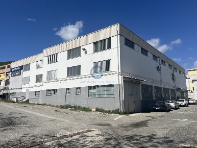 Foto Magazzino in Viale della Valle Lucrezia 50, Catanzaro Santa Maria