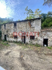 Foto Rustico a La Spezia Valdellora - Antoniana di 255 m² in vendita
