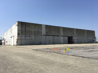 Foto Magazzino in Via Emilia Ovest, Parma Ospedale - Volturno di 4000 m²