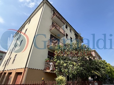 Foto Appartamento a Padova Santissima Trinità di 110 m² con 4 locali
