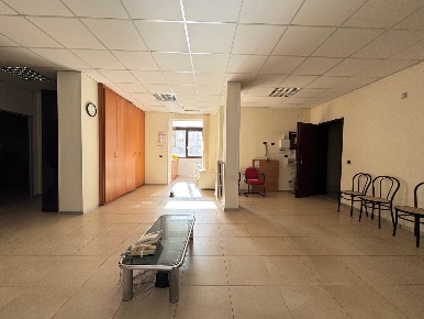 Foto Ufficio in Viale Ugo Foscolo  39, Lecce Santa Rosa di 130 m²