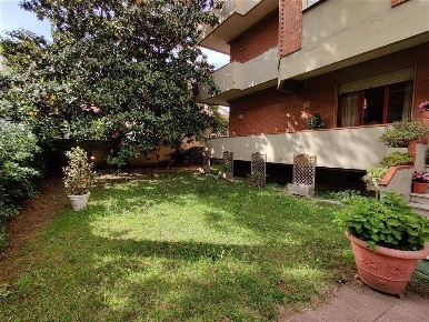 Foto Appartamento a Massa in vendita