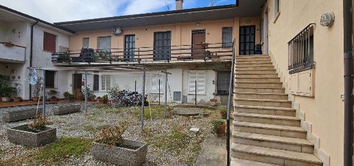 Foto Appartamento in Via Paolo Savi Sud 23, Cascina di 60 m² con 3 locali