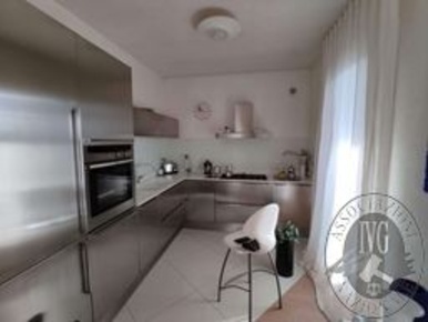 Foto Appartamento a Udine di 140 m² con 4 locali in aste