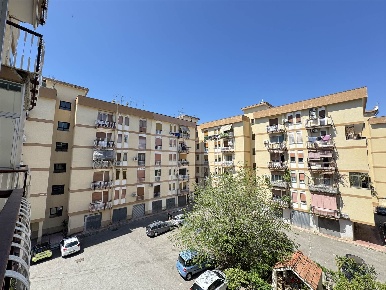 Foto Appartamento in Via Tusciano  9, Salerno Mercatello - Mariconda
