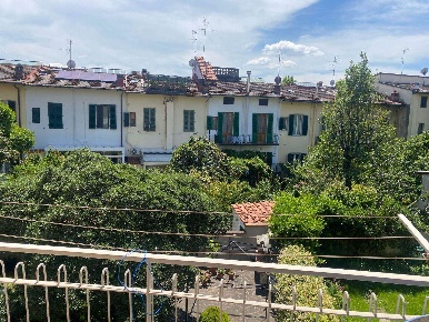 Foto Appartamento in Via Raffaello Lambruschini, Firenze di 65 m²