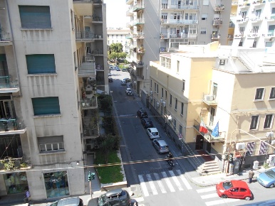 Foto Appartamento in Via Asiago 12, Catania di 160 m² con 5 locali