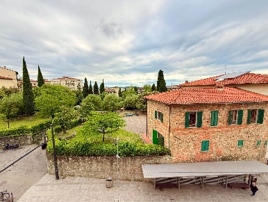 Foto Appartamento in Via Celso, Firenze di 71 m² con 3 locali in vendita