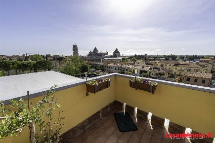 Foto Attico a Pisa Porta a Lucca di 170 m² con 7 locali in vendita