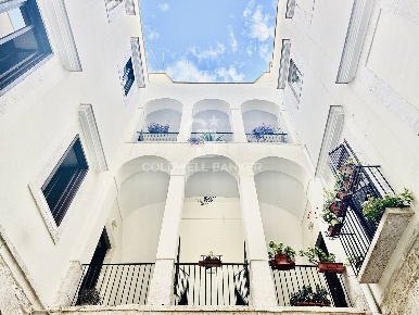 Foto Appartamento in Via Statuti Marittimi, Trani di 70 m² con 2 locali