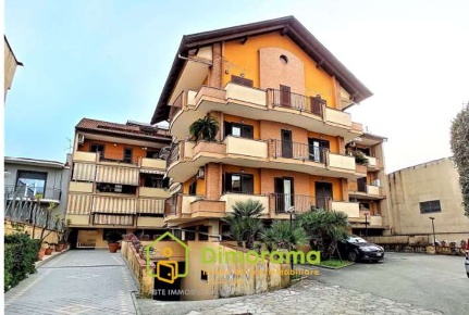 Foto Appartamento in Vico Rosa n.10, Giugliano in Campania di 91 m²