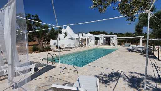Foto Appartamento in contrada certosa, Ostuni di 11000 m² con 4 locali