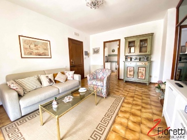 Foto Appartamento a Piombino Riotorto di 75 m² con 4 locali in vendita