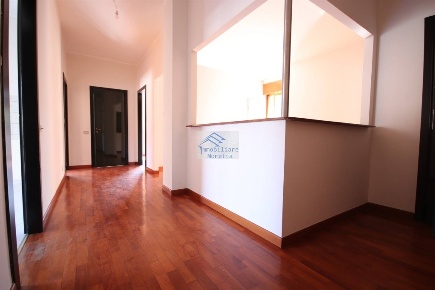 Foto Appartamento a Alba Corso Langhe, Moretta, Corso Cortemilia di 100 m²