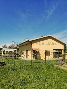 Foto Appartamento a Piombino di 50 m² con 2 locali in vendita