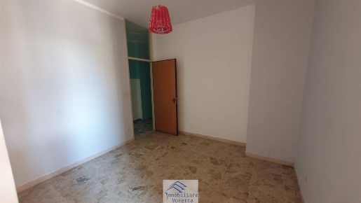 Foto Appartamento in corso Piave, Alba di 80 m² con 3 locali in vendita