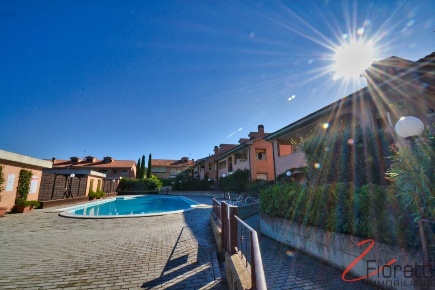 Foto Appartamento a Piombino Riotorto di 70 m² con 3 locali in vendita
