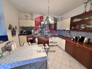 Foto Appartamento a San Giuliano Terme Arena Metato di 90 m² con 4 locali