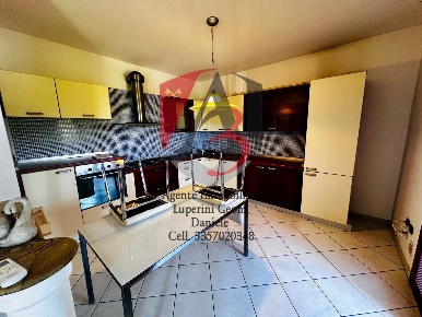 Foto Appartamento a San Giuliano Terme Arena Metato di 90 m² con 4 locali