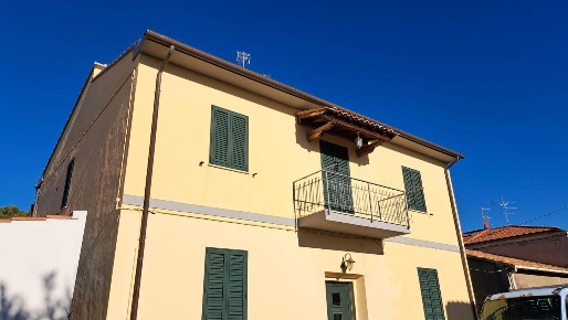 Foto Villa bifamiliare a Rosignano Marittimo Rosignano Solvay di 125 m²